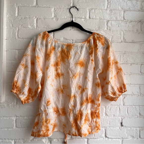 Broadway 38 Eyelet Blouse - Picture 13 of 15